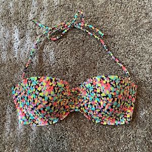 Victoria’s Secret bikini top